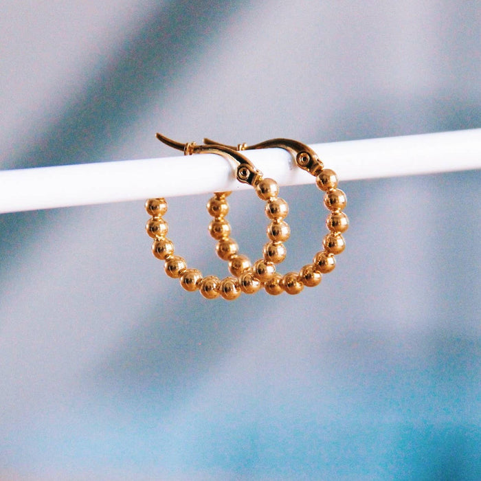 Rondvormige creolen van roestvrij staal 20 mm met 'ballen' - Goud